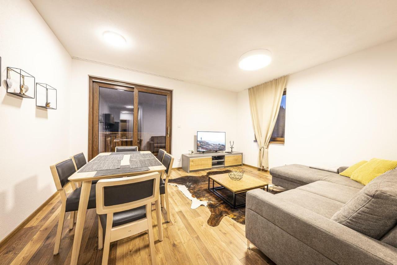 Apartmanovy Dom Poludnica - Chopok Juh Tale Ngoại thất bức ảnh