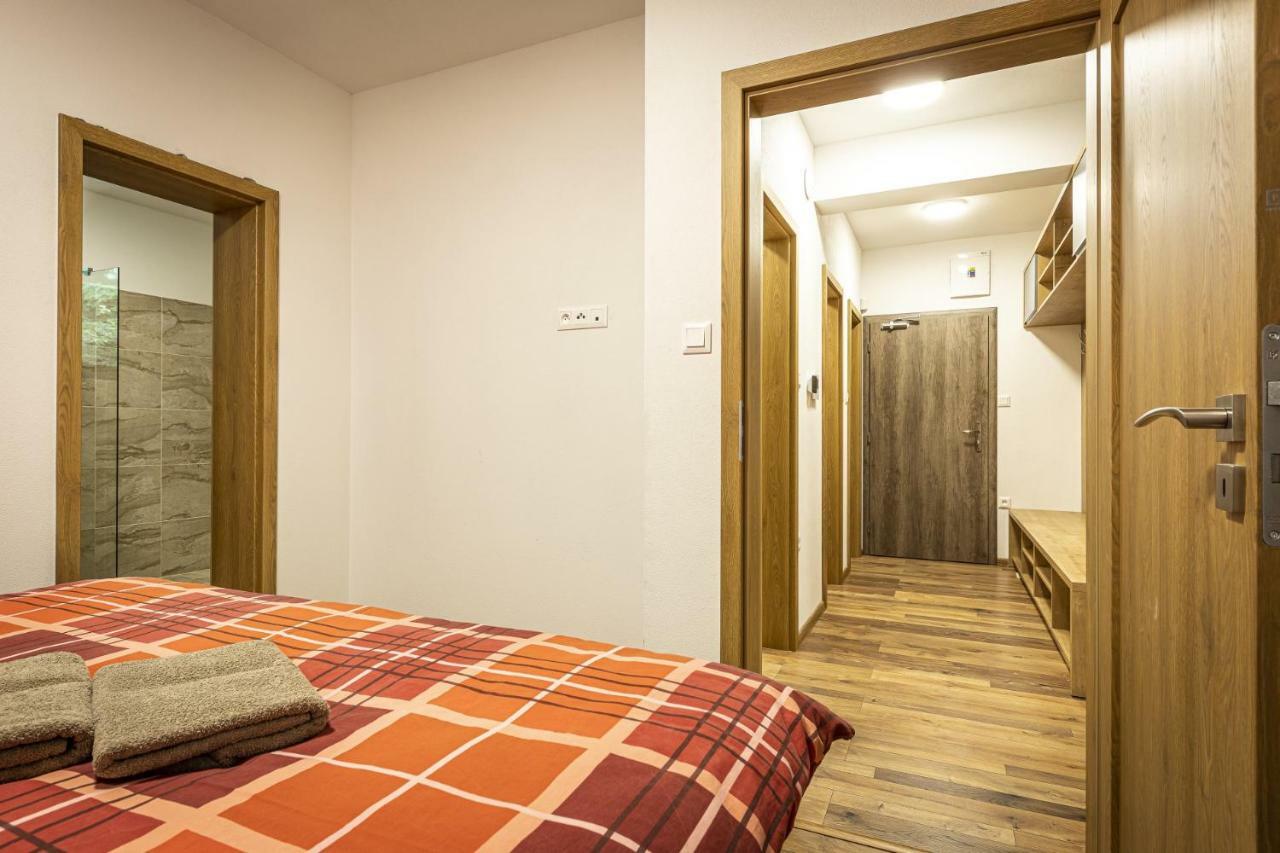 Apartmanovy Dom Poludnica - Chopok Juh Tale Ngoại thất bức ảnh