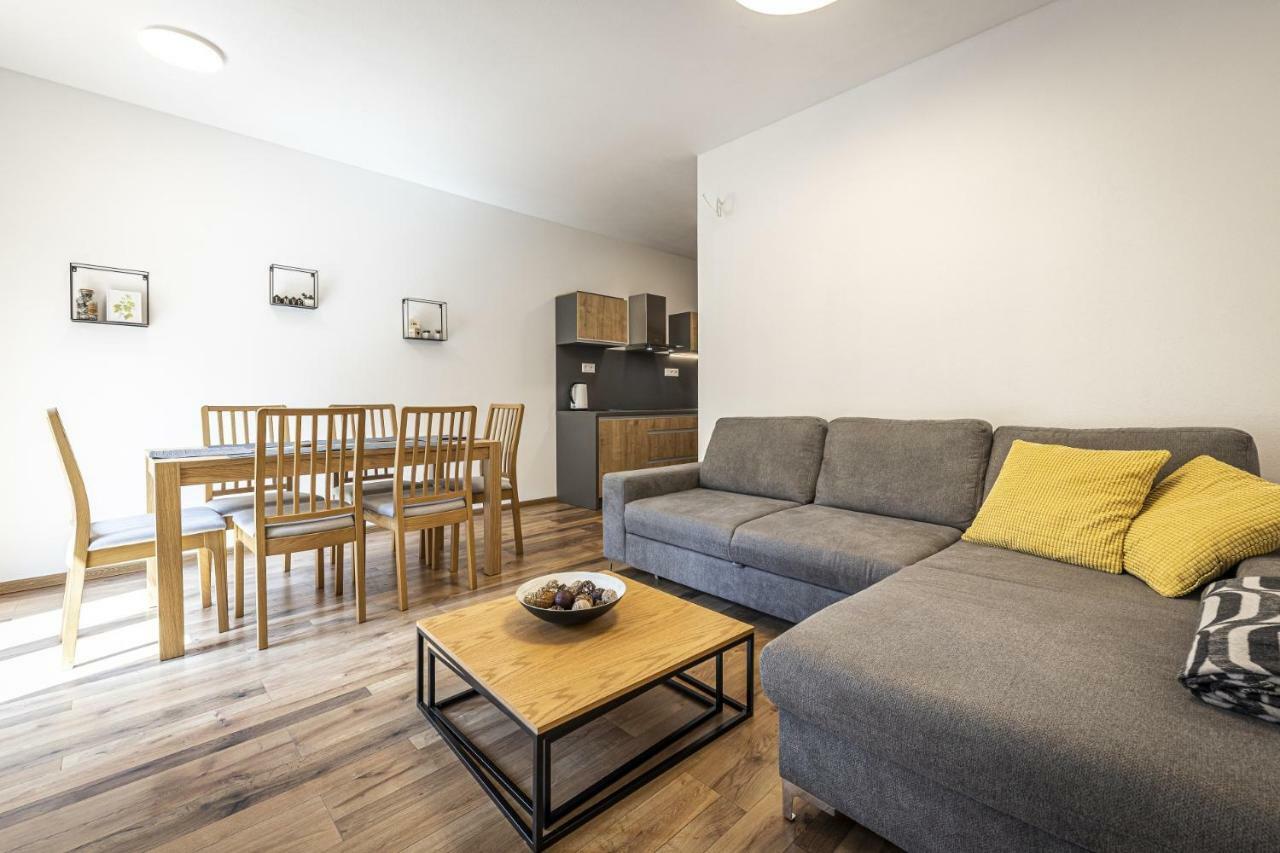 Apartmanovy Dom Poludnica - Chopok Juh Tale Ngoại thất bức ảnh