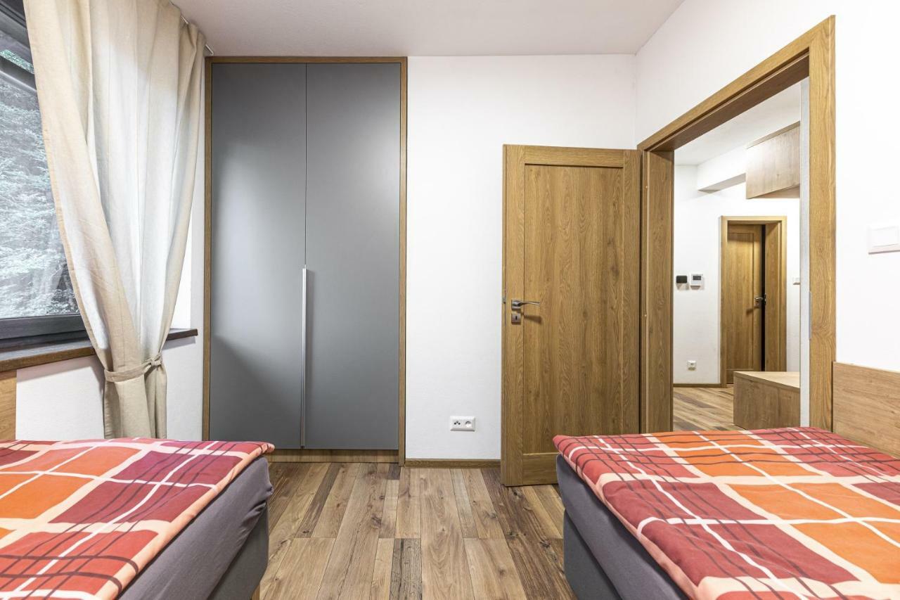 Apartmanovy Dom Poludnica - Chopok Juh Tale Ngoại thất bức ảnh