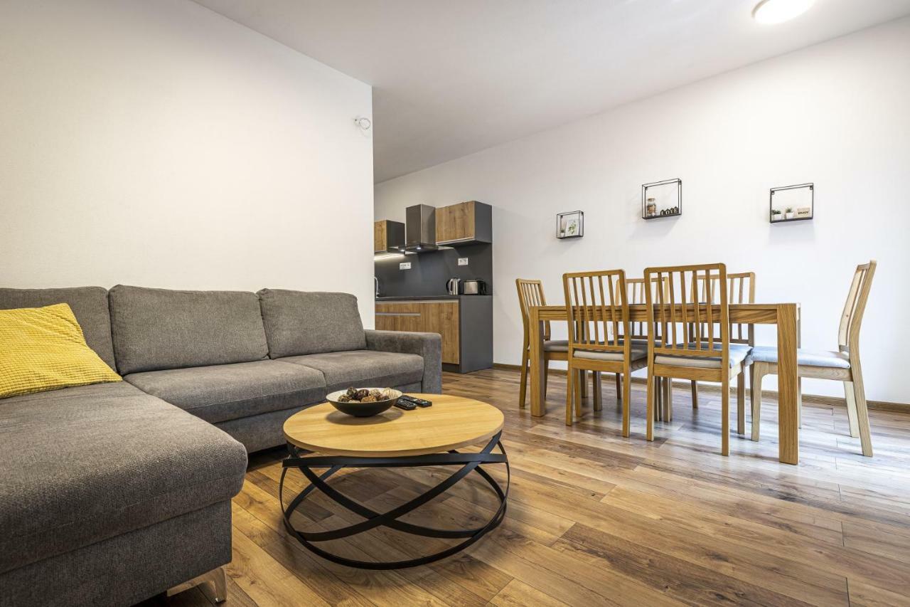 Apartmanovy Dom Poludnica - Chopok Juh Tale Ngoại thất bức ảnh